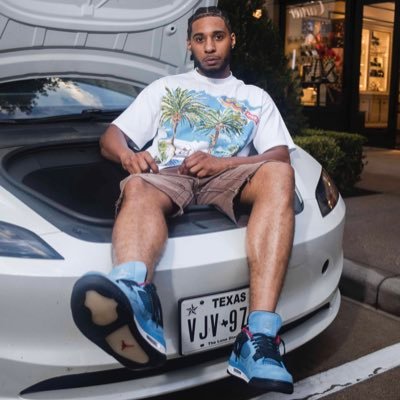 BackendMagician's profile picture. IG: @AuzzieRtr Snapchat: @BackndMagician