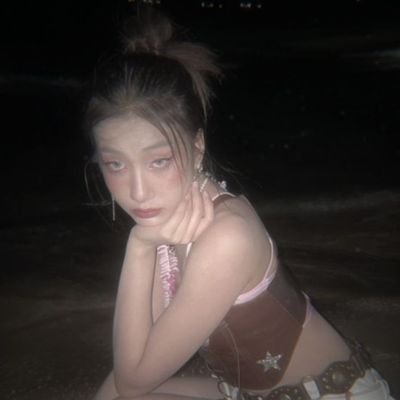 qiumlnb's profile picture. i berb 𐙚 — @sunflowerjaaa @nicesomkidd 
                   - 𐌅𐌀𐌍 𐌀𐌂𐌂  ꒰ᐢ ܸ. . .ܸ ྀི ꒱        (( #rv4qiumlnb ))                       
not monkey naka ᯅ̈