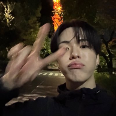 shxxbeone's profile picture. @shxx131bi131 's gf