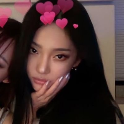 blushtiedita's profile picture. 