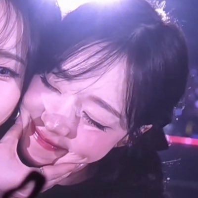 taesnyangi's profile picture. meongjae mulgogihan n taeyangi pet owner ... #멍잏 #한덍. strwpgb4req!