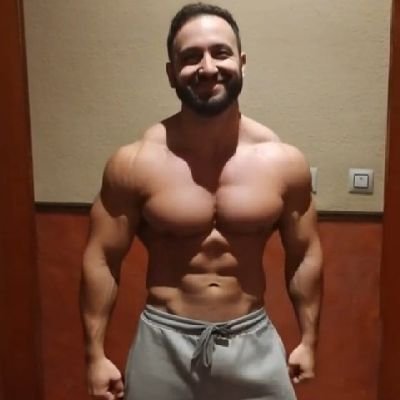 Dracniel's profile picture. Historiador e informático. Me gusta cantar, leer, la historia, videojuegos, rol, juegos de mesa, etc. Alineamiento: Caótico Bueno