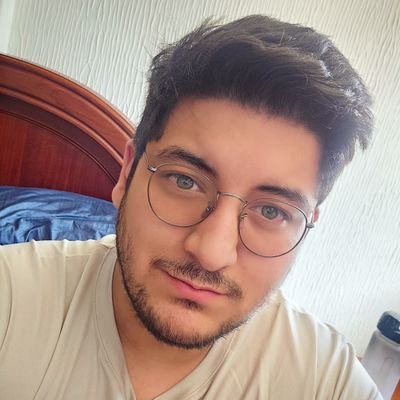 HolaSoyAledo's profile picture. Editor de vídeos | Modelo de ropa interior | Filántropo | Cotizado en el ambiente femenil | Administrador del canal YouTube Gaiming @elmarianaa