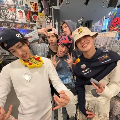 hyeonizhen's profile picture. 