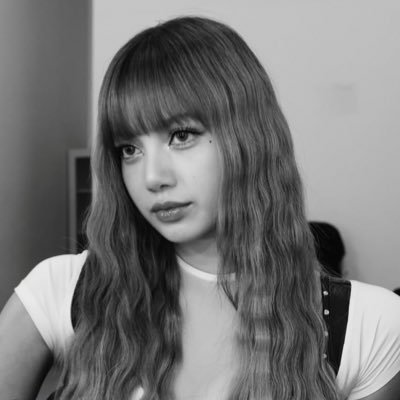 ppeulalisamnb's profile picture. for lalisa manoban e minatozaki sana | beija flor de nilópolis 💙