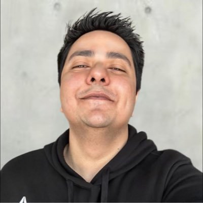 Ayezee11's profile picture. Kinda journalist