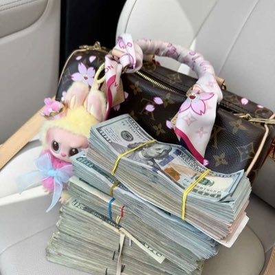 Loessykgl's profile picture. 