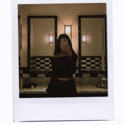 lmaoumhi's profile picture. idk what I’m doing