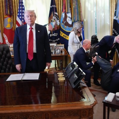 northernlarry's profile picture. “What other people think of you is none of your business”, “Let go, let God”, “Wherever law ends, tyranny begins” -Locke; “A teacher affects eternity”-Adams