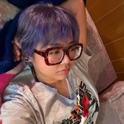 MYPEKPEKTUBIG's profile picture. silly lesbian who loves their hedgehogs 🦔 mdni