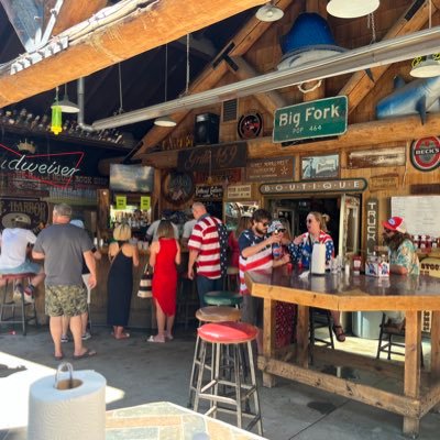 thephx3's profile picture. 🇺🇸 🦮🌲🐿️