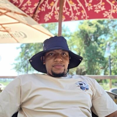 OMcfido's profile picture. Economist | Jesus reigns