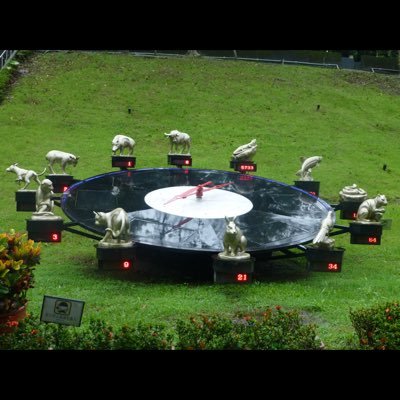 porcupiny's profile picture. music curator, skincare enthusiast, crocheter, webmistress, #lovecat #pokemongo 1257 3604 0765 #porgs #postpunk #beekeeper 🐝