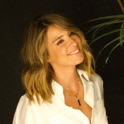 elisghv's profile picture. Pase lo que pase, siempre habrá una Campos que esté peor que tu.✨ @InesArrimadas🧡