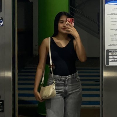 Ytatianagp's profile picture. 