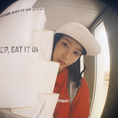 zh809_'s profile picture. 즈하에게 따뜻한 잎이 되어줄게