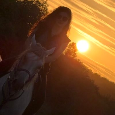 ursulafeci's profile picture. Türk,yerşünas,politoloq,mülki aviator,hkm