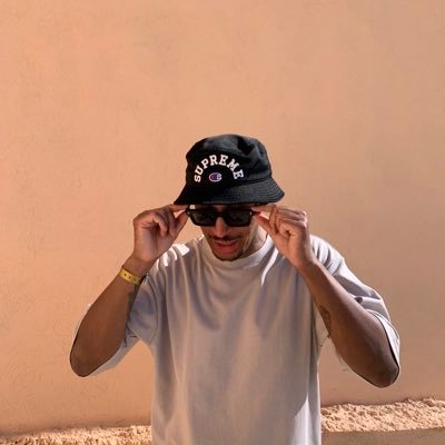 MonsieurVantard's profile picture. Je ne posterai plus rien ici pour l’instant. Donc si vous me suivez pour les chroniques de cinéma tout se passe sur : https://t.co/swsyD9tP2e