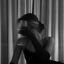 salmaalhakmani_'s profile picture. يارب ترحم اخوي.