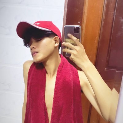 ssenghong96's profile picture. Telegram username | sornsenghong