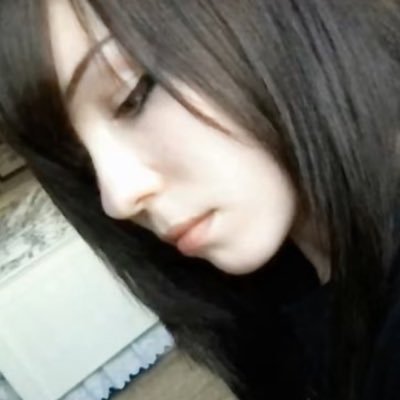 lili2er's profile picture. 