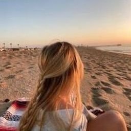 Ablifau806976's profile picture. 