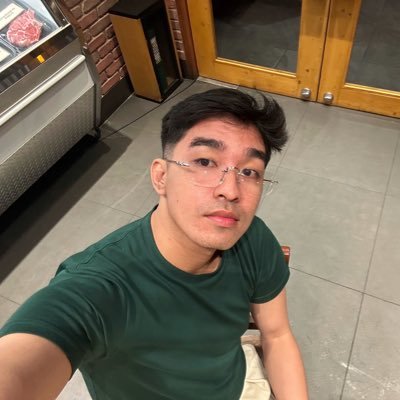 babixlilac's profile picture. 🪬