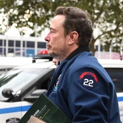 Elonmuskmtz's profile picture. love you all