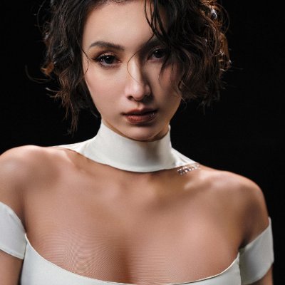 5_kriszeus's profile picture. We should learn to face all difficulties on our own🙏