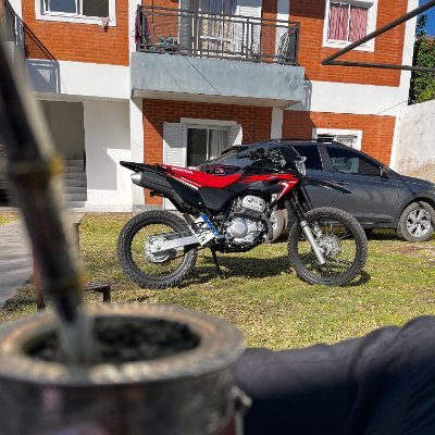 Santiago041299's profile picture. 