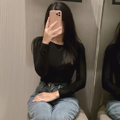 usjlbhwykz75587's profile picture. 