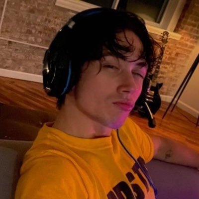 harkgavries's profile picture. 