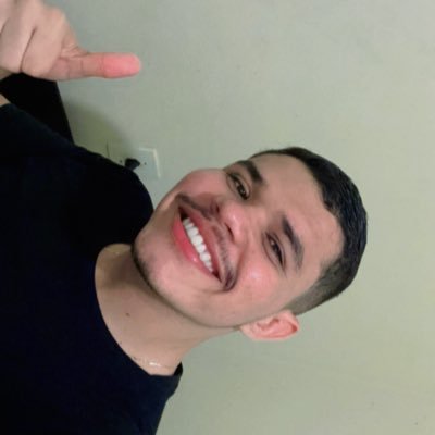 Thaylomoraees's profile picture. é com essas atitudes que tu vai se tornar um médico !?