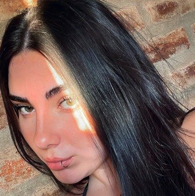 emmsgroganidj's profile picture. hello im Emma
need some entertainment so msg me? or follow me? hmu haha