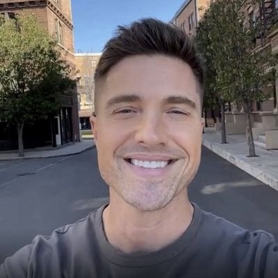 Agb80430's profile picture. 