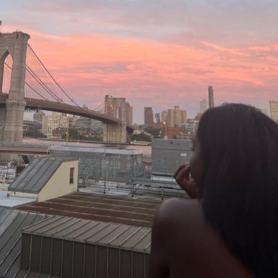 auviously's profile picture. dog mama 🍓🩷✨🥹🪽🐾