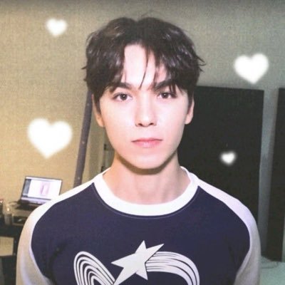 vernonluvclub_'s profile picture. vernonholic ♡ #김지웅 & #민윤기 ⋆ ˚｡⋆୨୧˚