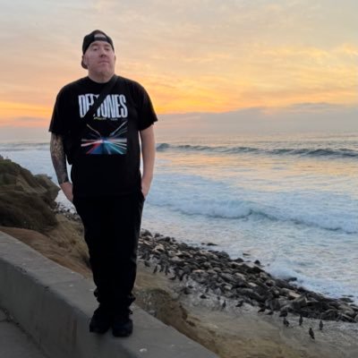 russtone's profile picture. mixed media/abstract artist from Texas, and Deftones super fan. Follow me on IG-@russtone.art