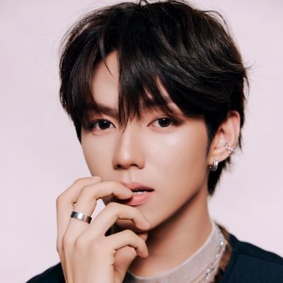 planet0421JL's profile picture. 