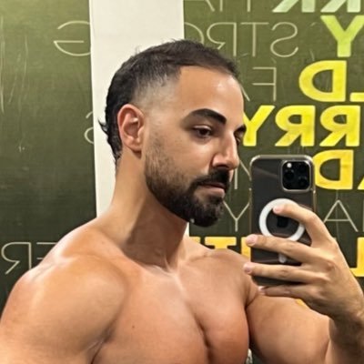 emamnoori's profile picture. چرک نویس‌های امام نوری