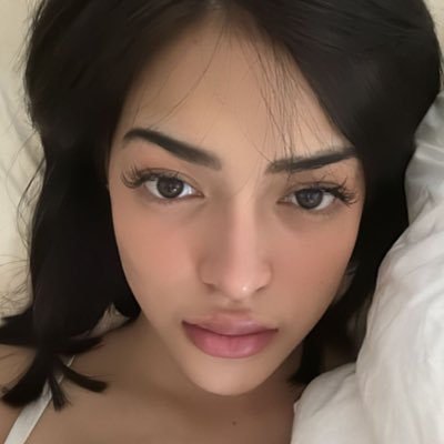 mikaforbrent's profile picture. palaboy sa kanto.