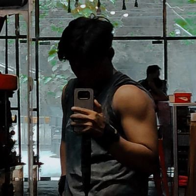 samB_999's profile picture. Computer Science || mostly yap about Cloud or ML stuff (lately been about F1 ☝🏻🤣)