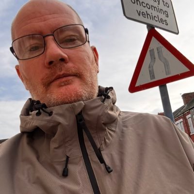 wingingitdaly's profile picture. 🤷‍♂️