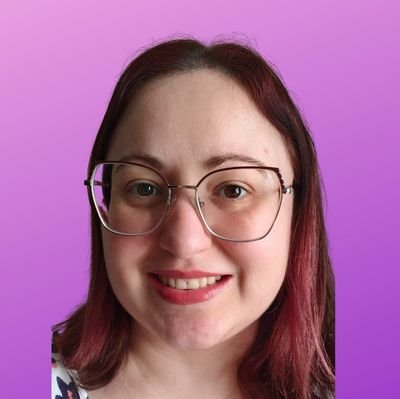 GioSCarlos's profile picture. Dra em Ciências da Comunicação, pesquisadora de cultura pop e fãs *** Brazilian PhD in Communication Sciences, researches pop culture and fans