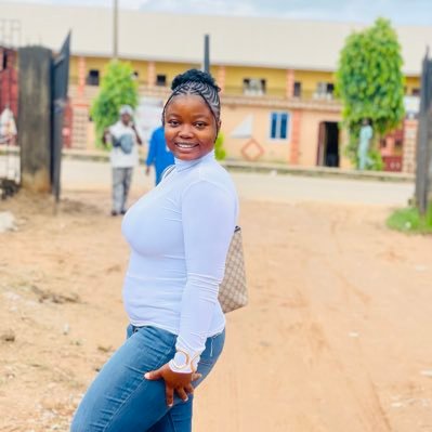 temmie_unusual's profile picture. 