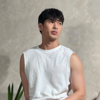 tinatangiwilbea's profile picture. ‘aking musika’ out now on all streaming platforms