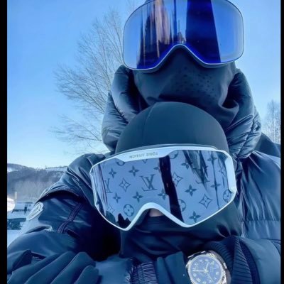 csirsb's profile picture. Entrepreneur | Amateur Expert || Options , Crypto 📈 & TURO | Globetrotter 🌍 | Faith & Lifestyle