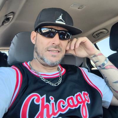 josh27541340640's profile picture. 