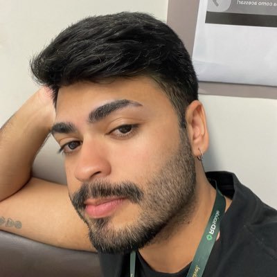 thisuruga_'s profile picture. um aí