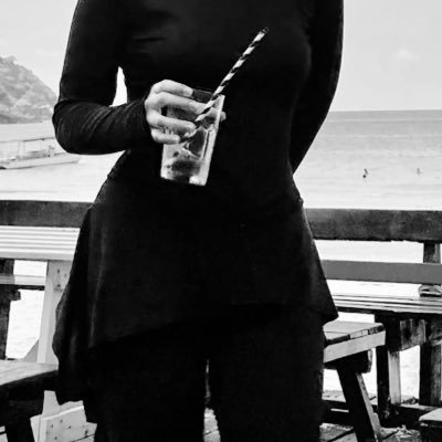 alana4_'s profile picture. bye